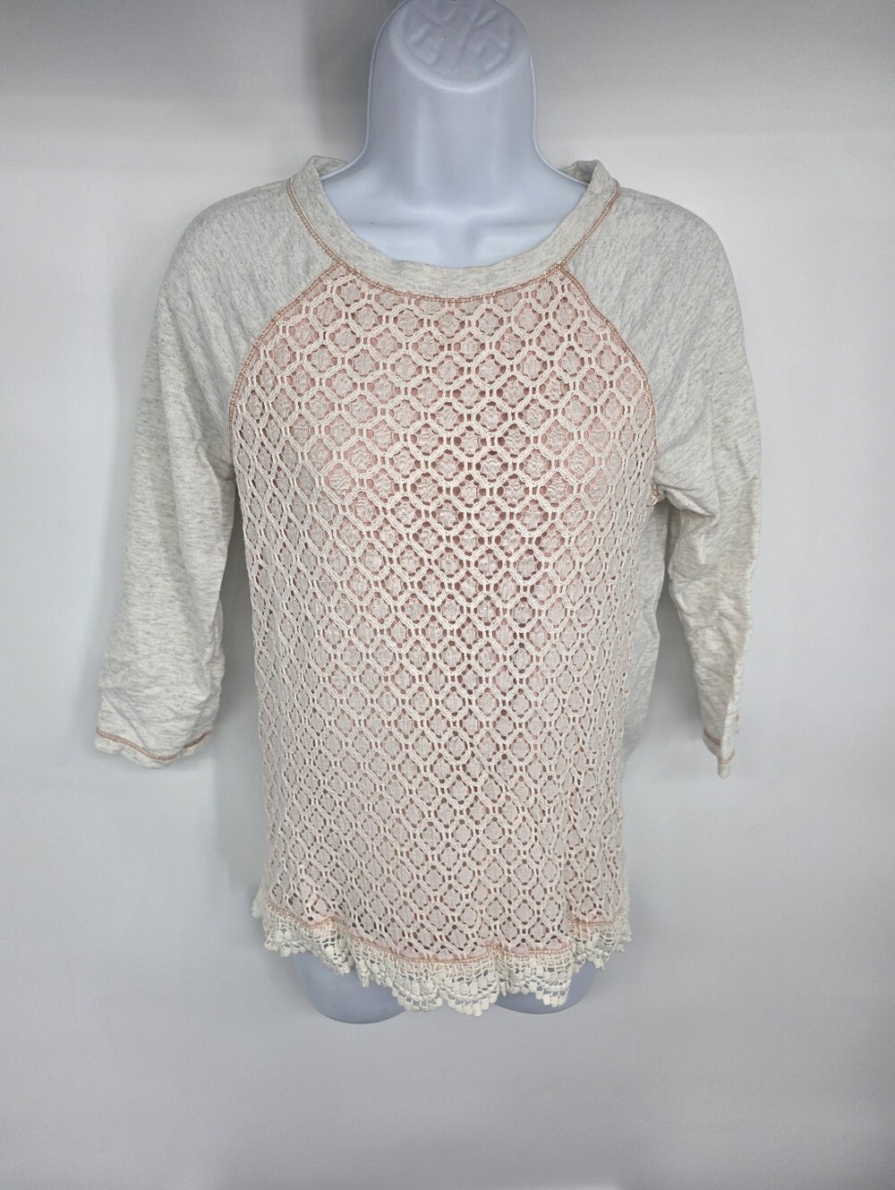 Dept 222 Gray Crochet Lace Overlay Raglan Top M Pink Shirt